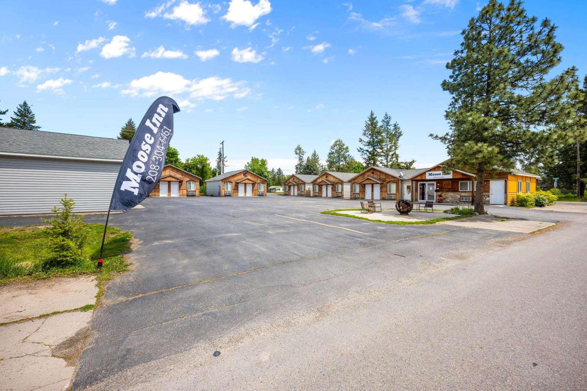 Spirit Lake Moose Inn מראה חיצוני תמונה